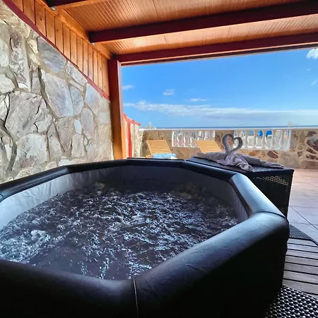 아파트 Chabela's Seaview Penthouse & *